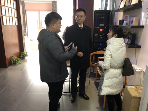 点击在新窗口中打开