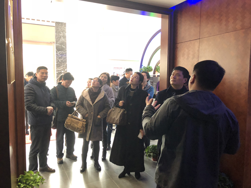 点击在新窗口中打开