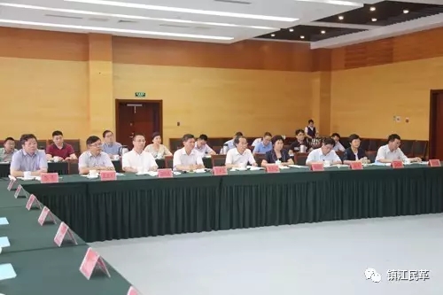 点击在新窗口中打开