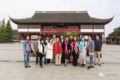 点击在新窗口中打开