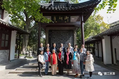点击在新窗口中打开