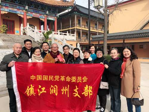 点击在新窗口中打开