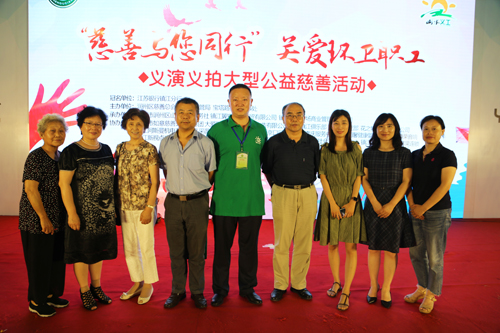 点击在新窗口中打开
