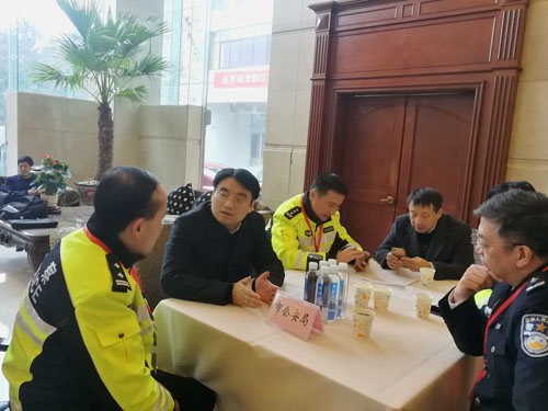 点击在新窗口中打开