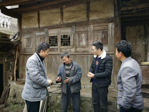 点击在新窗口中打开